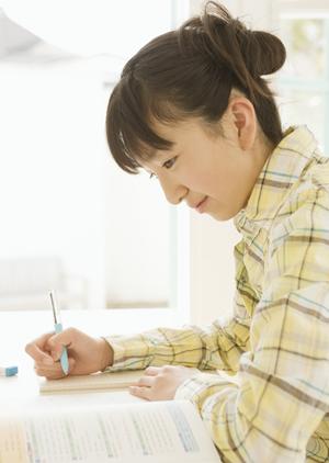 狛江市の新型学習塾のファミラボとは