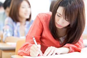 保・幼・小教育を育成する大学城南学園